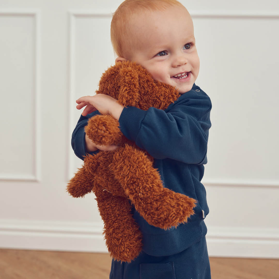 Barn í Cozy Me peysa með vasa fyrir ungabörn í litnum Dökkblár