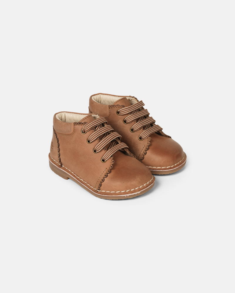 Leðurskór Alpha Scallop | Cognac